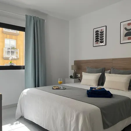 Almirante Ii Vv 公寓